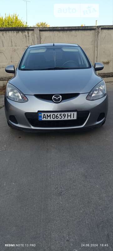 2009 mazda 2