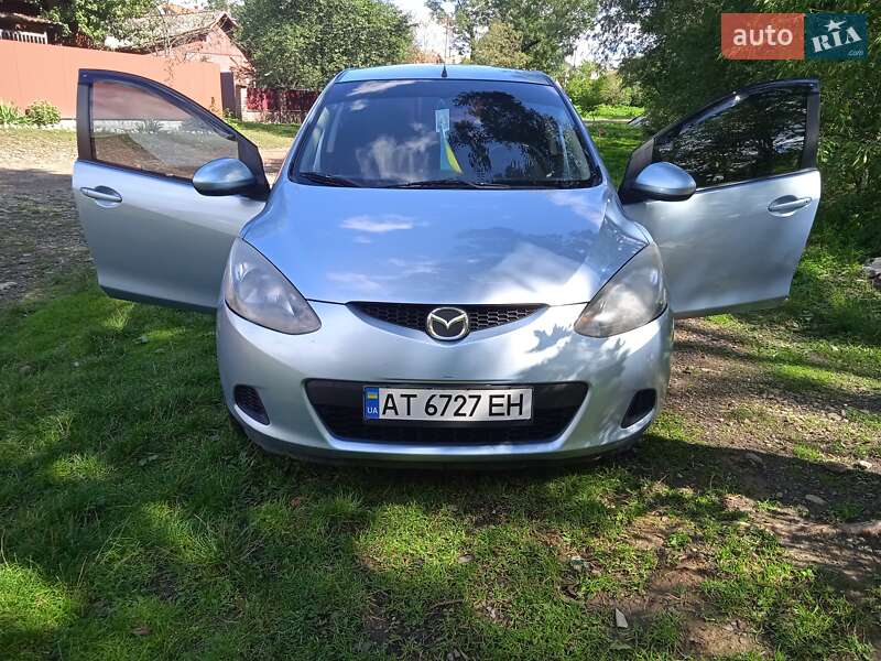 2009 mazda 2