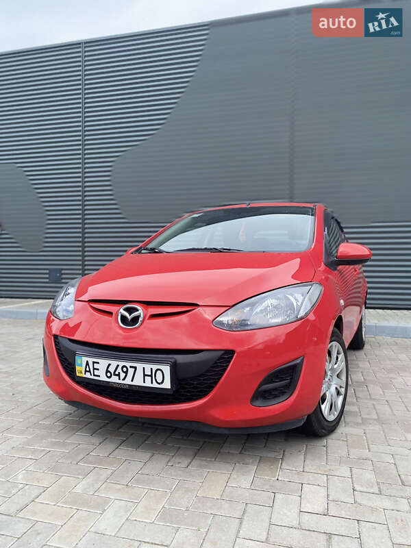 2010 mazda 2
