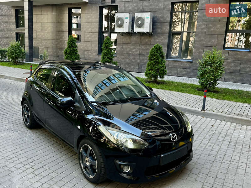 2008 mazda 2