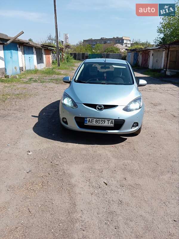 2008 mazda 2