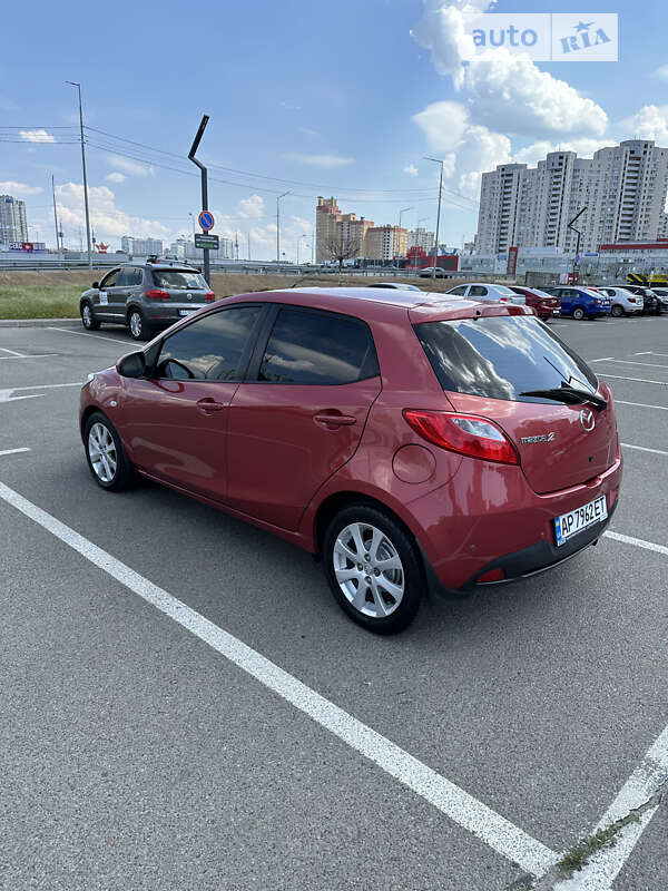 2008 mazda 2