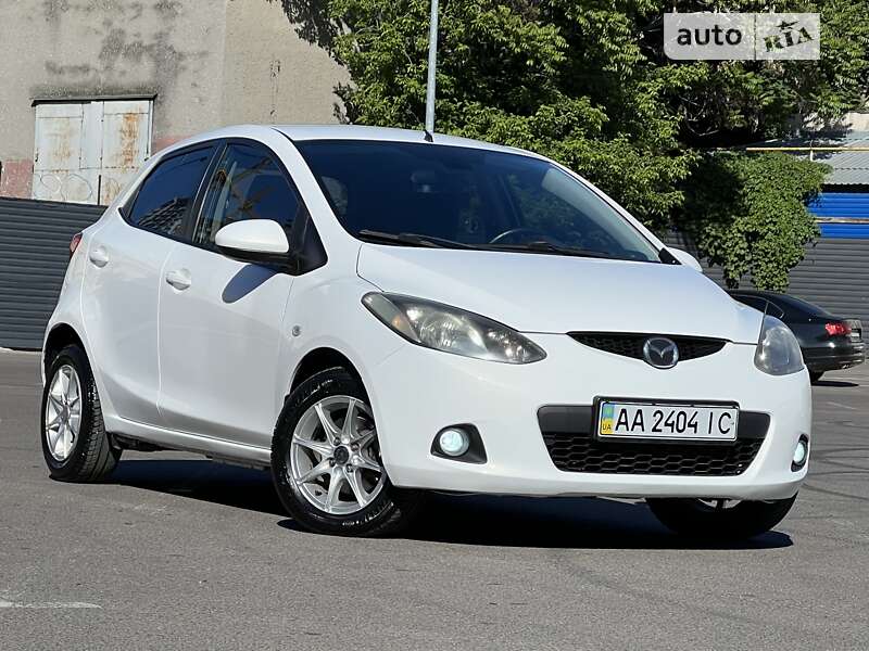 2008 mazda 2