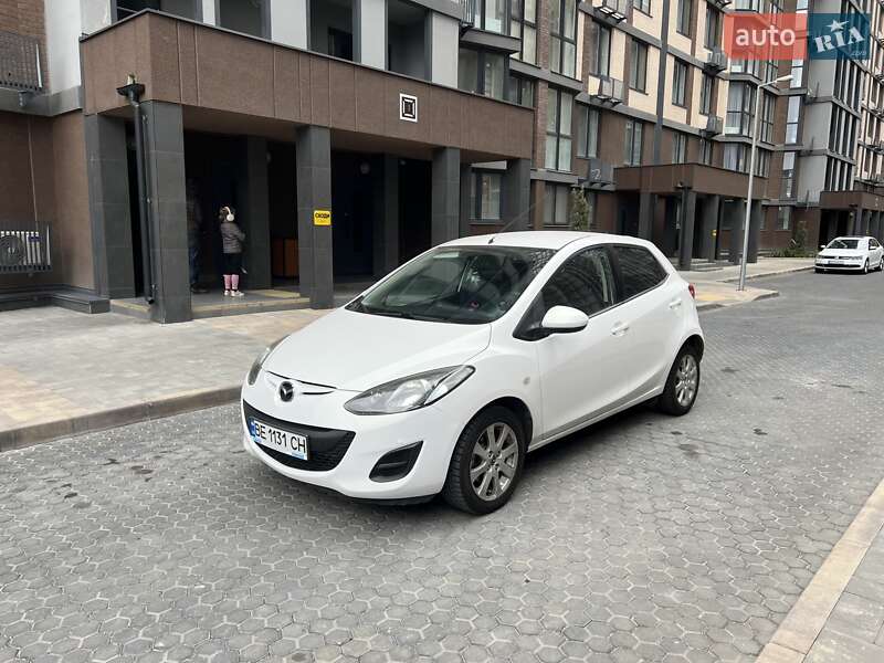 2014 mazda 2