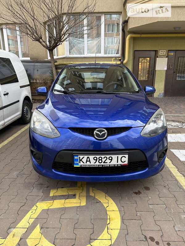 2009 mazda 2