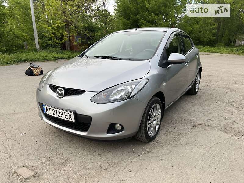 2009 mazda 2