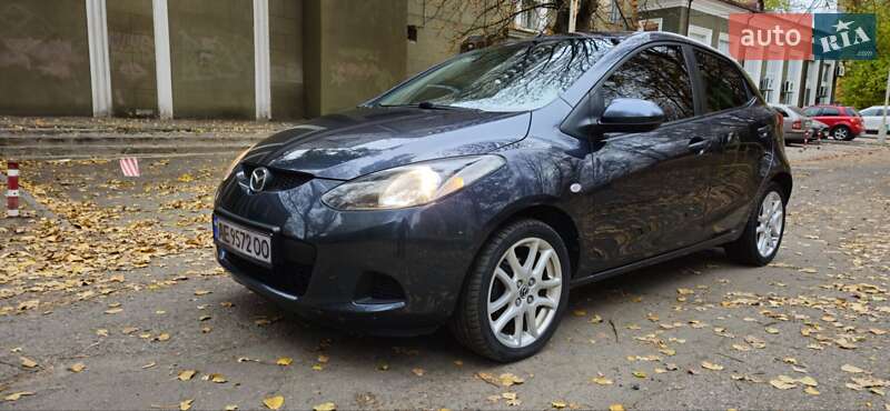 2009 mazda 2