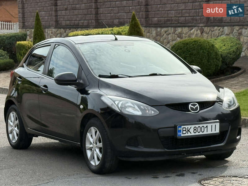 2009 mazda 2