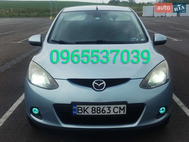 2010 mazda 2