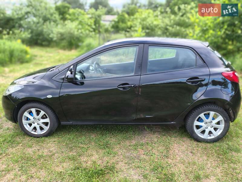 2008 mazda 2