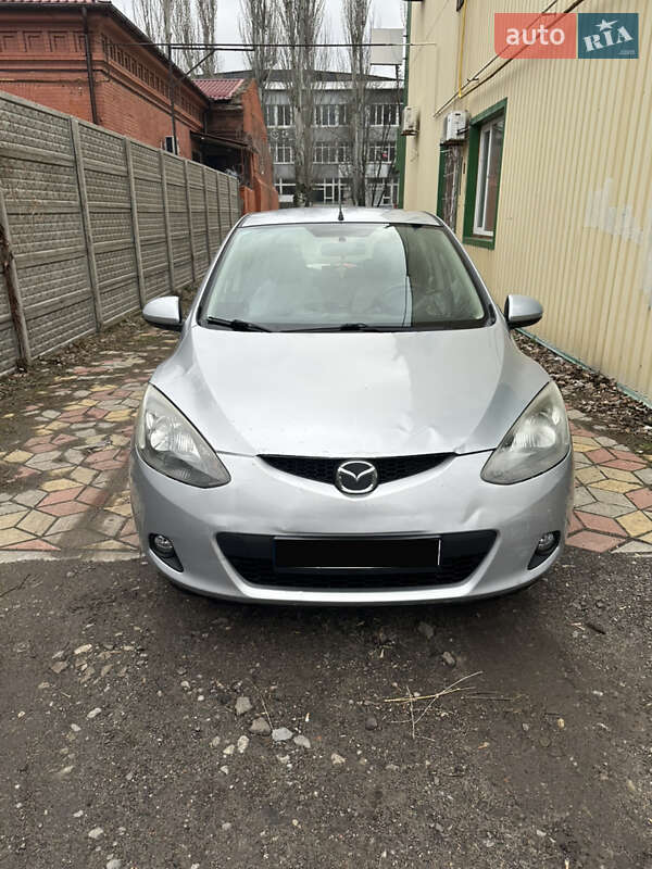 2007 mazda 2