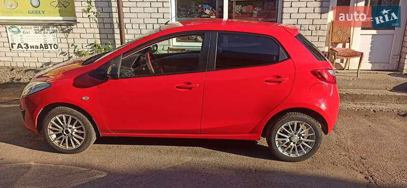 2014 mazda 2