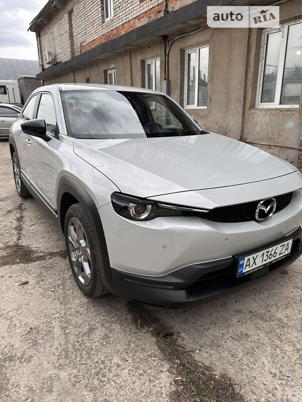 2020 mazda mx-30