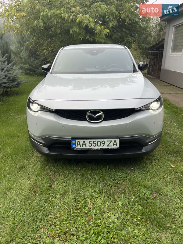2020 mazda mx-30