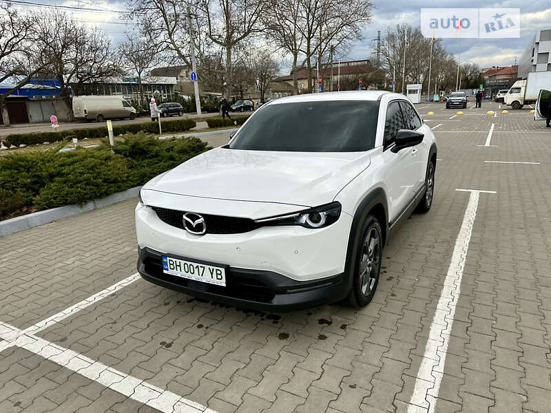 2020 mazda mx-30
