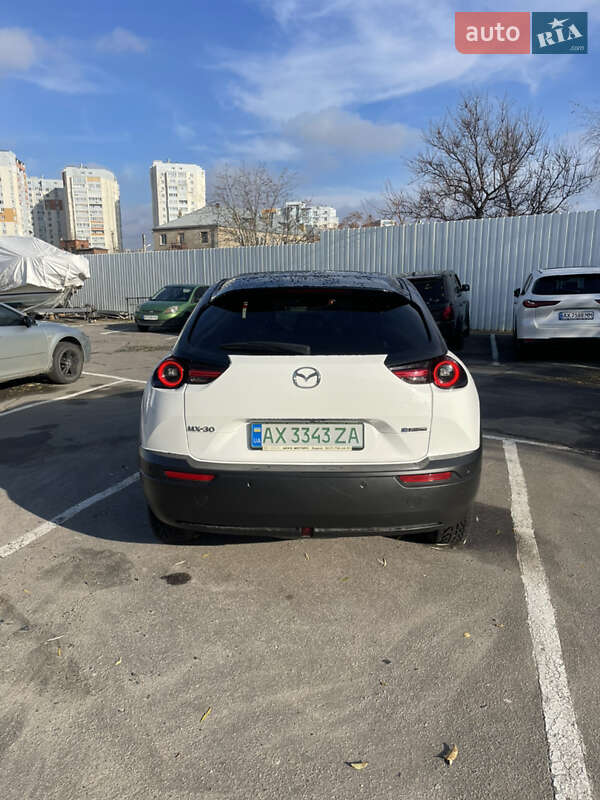 2020 mazda mx-30