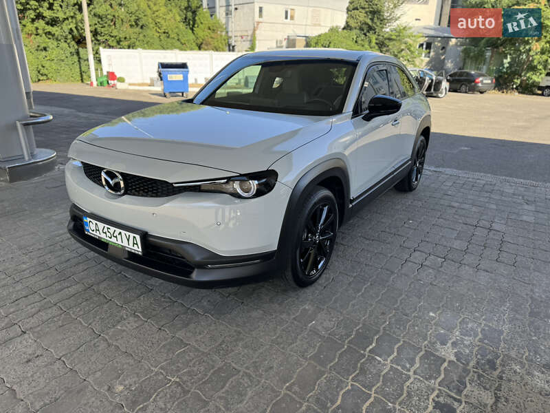 2020 mazda mx-30