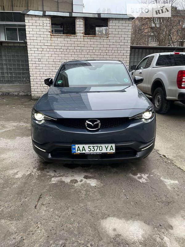 2020 mazda mx-30