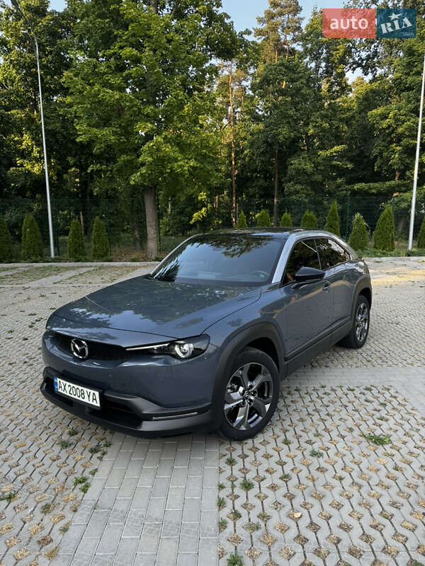 2020 mazda mx-30