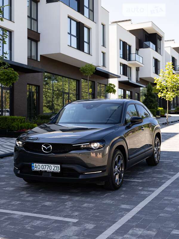 2020 mazda mx-30