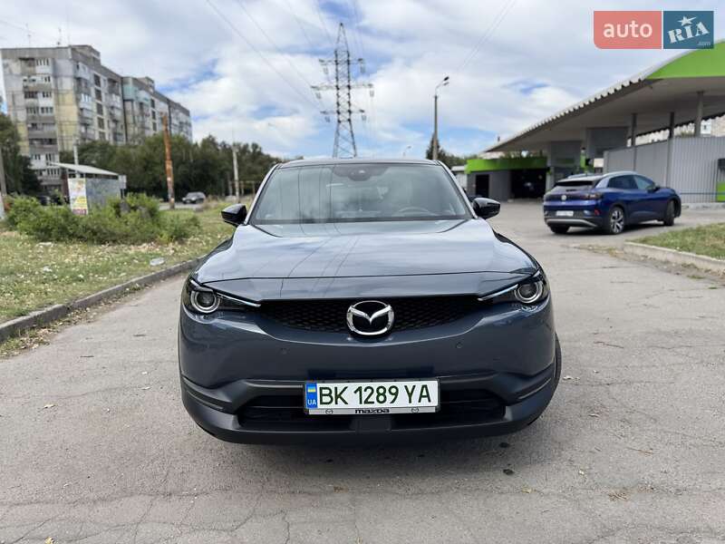 2020 mazda mx-30