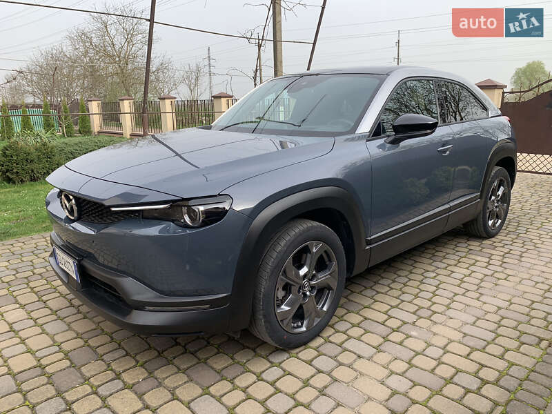 2020 mazda mx-30