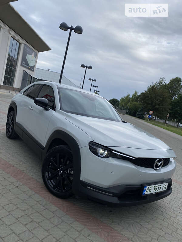 2020 mazda mx-30