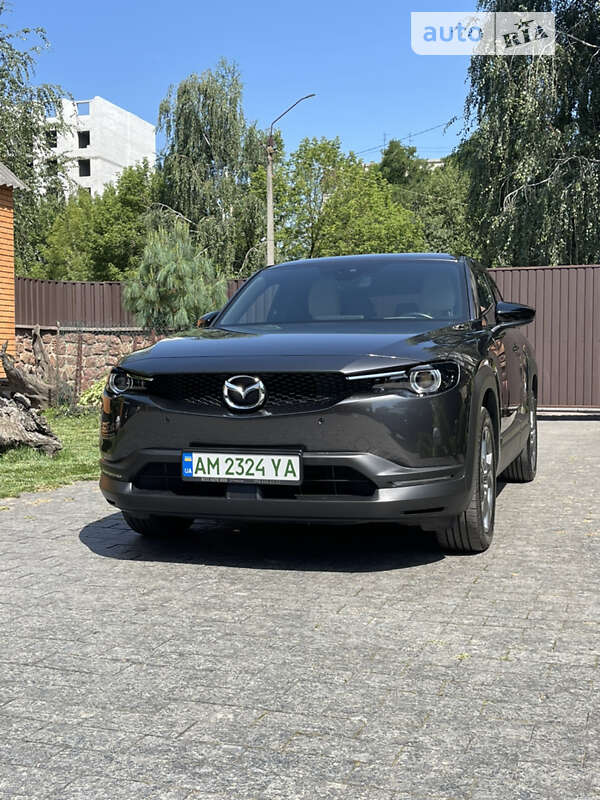 2020 mazda mx-30