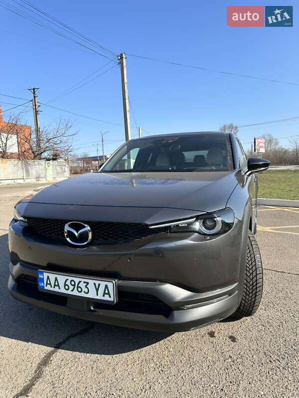 2020 mazda mx-30