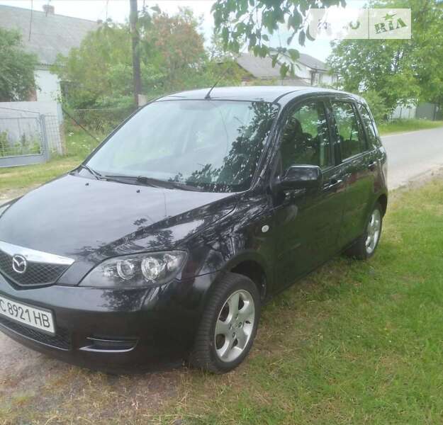 2006 mazda 2