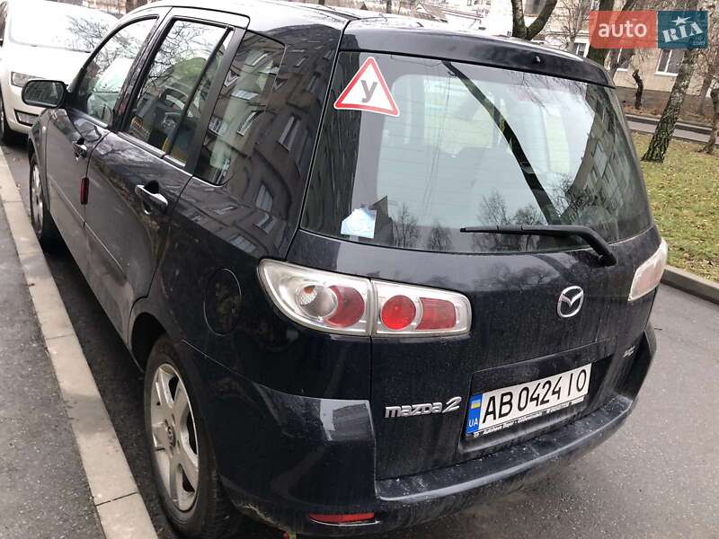 2006 mazda 2