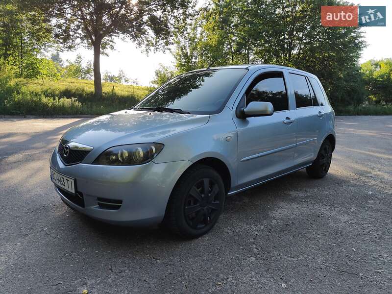 2007 mazda 2