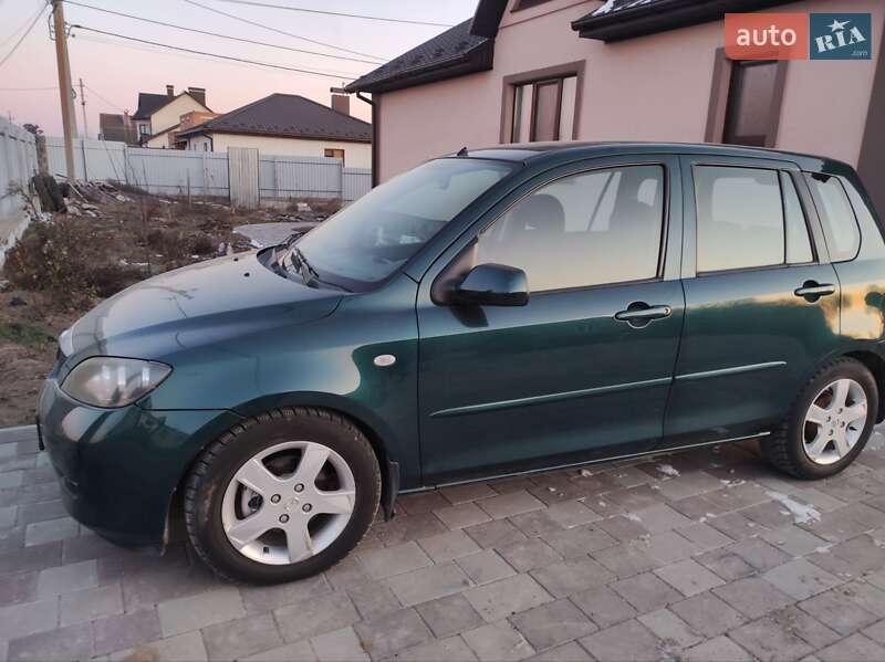 2006 mazda 2