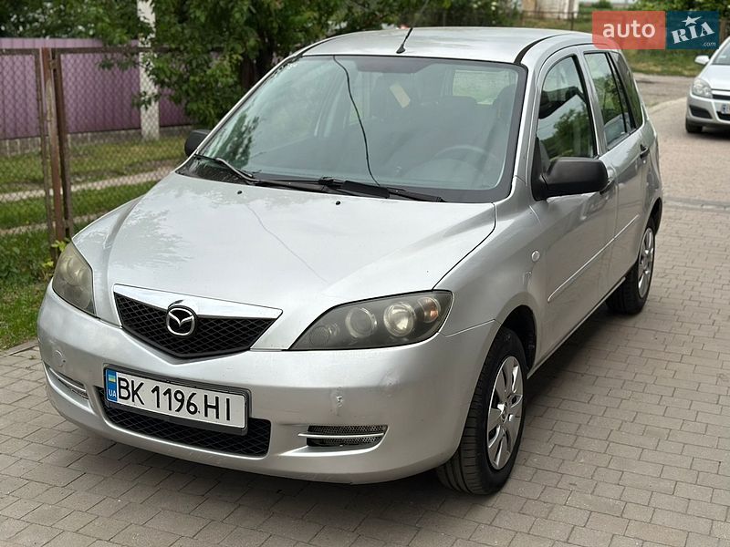2007 mazda 2