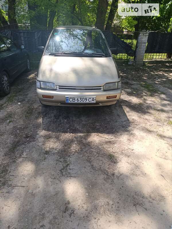 1990 nissan prairie