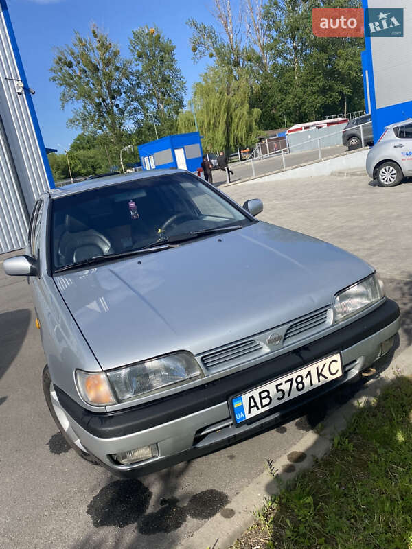 1995 nissan sunny