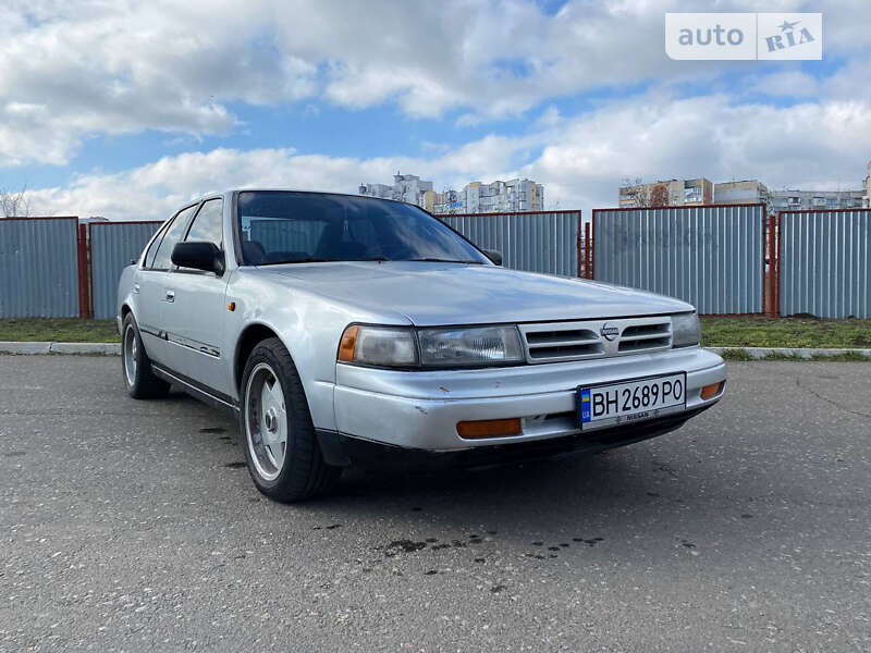 1992 nissan maxima