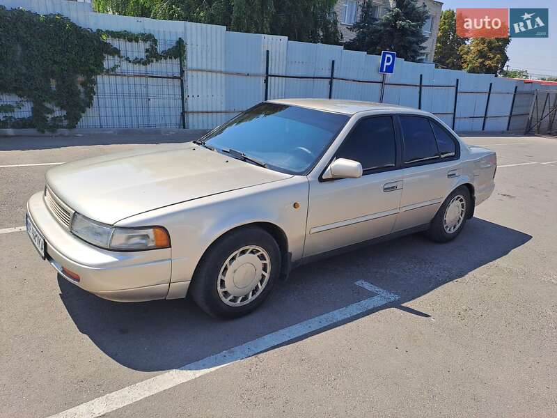 1993 nissan maxima