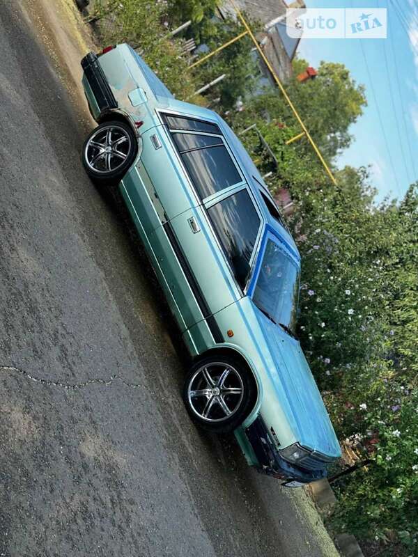 1986 nissan laurel