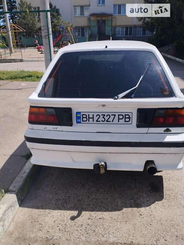 1989 nissan sunny