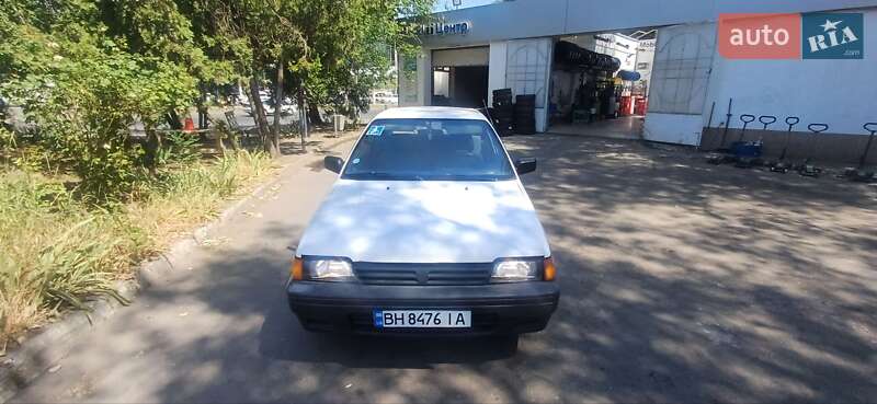 1989 nissan sunny