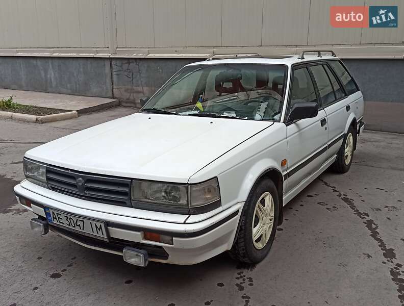 1990 nissan bluebird