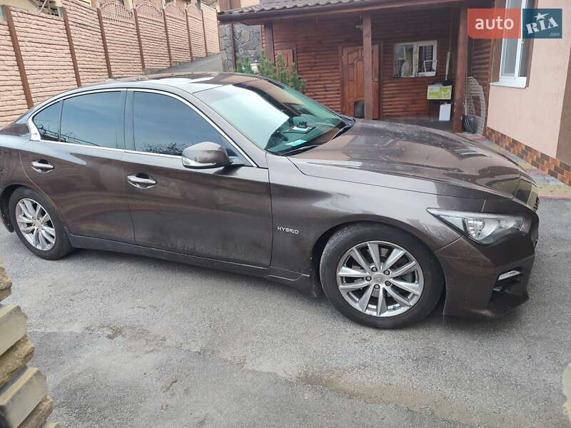2013 infiniti q50