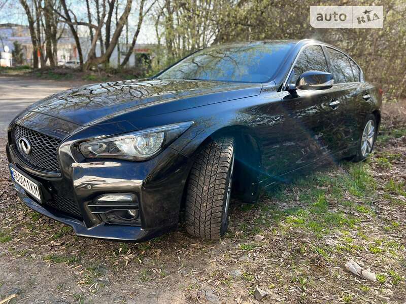2014 infiniti q50
