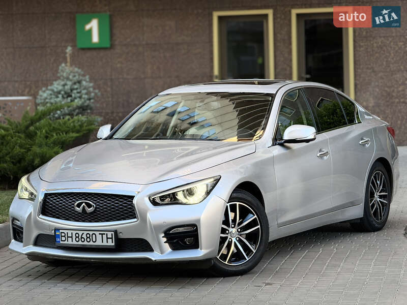 2013 infiniti q50