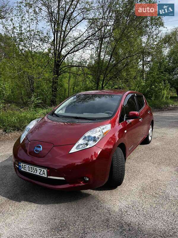 2011 nissan leaf