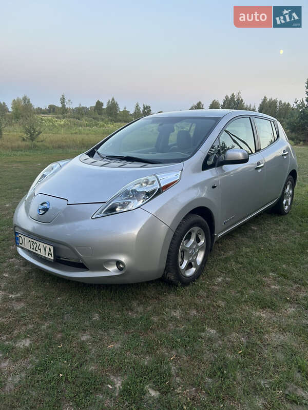 2012 nissan leaf