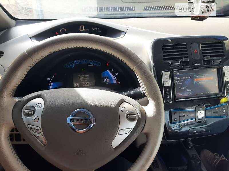 2012 nissan leaf