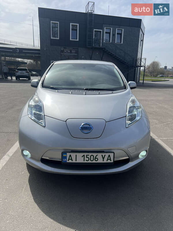 2012 nissan leaf