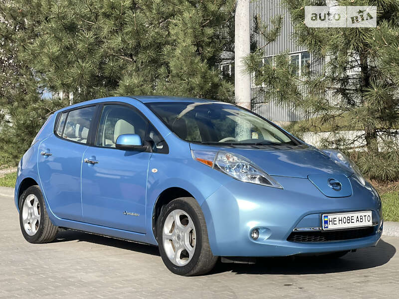 2011 nissan leaf